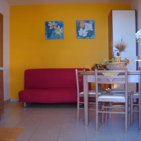 Il Giardino Dei Girasoli Apartment *